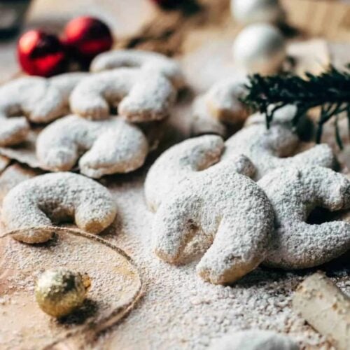 traditional vanillekipferl recipe - Austrian Vanilla Crescent Cookies