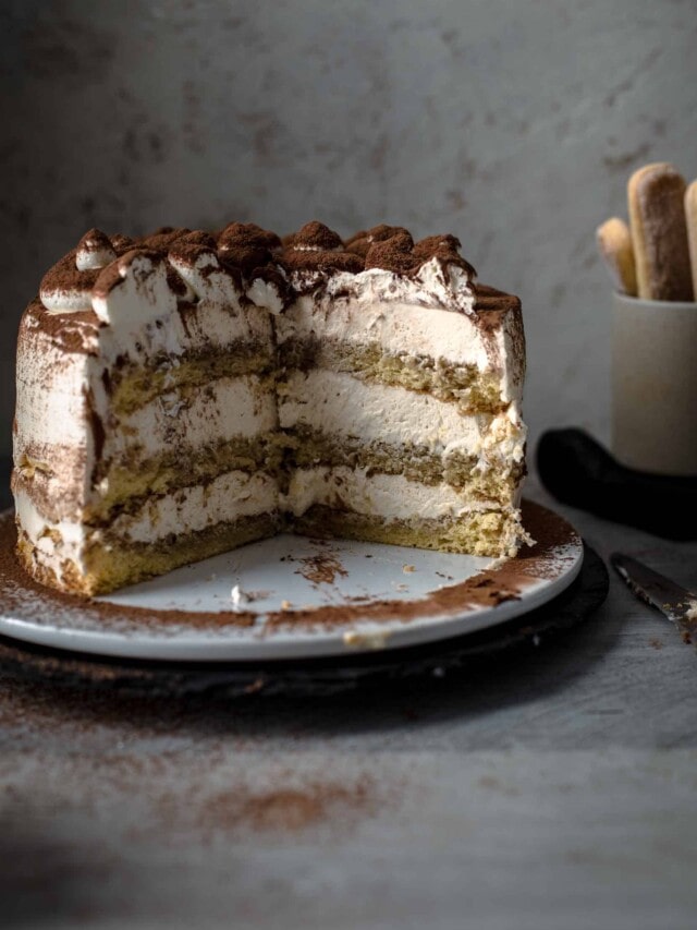 Easy Tiramisu Cake Recipe With Mascarpone Frosting