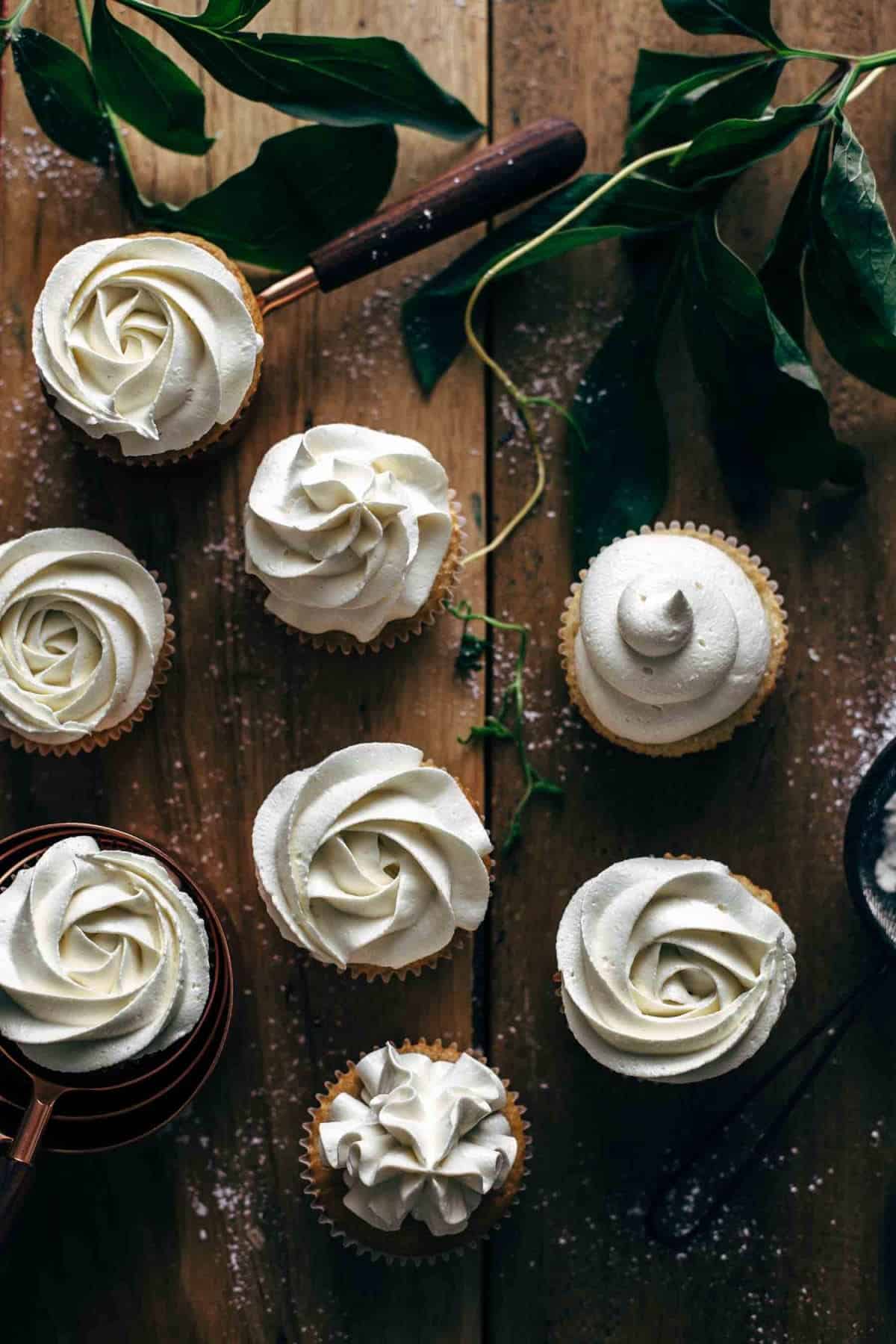 White Chocolate Cupcakes with White Chocolate Frosting Recipe