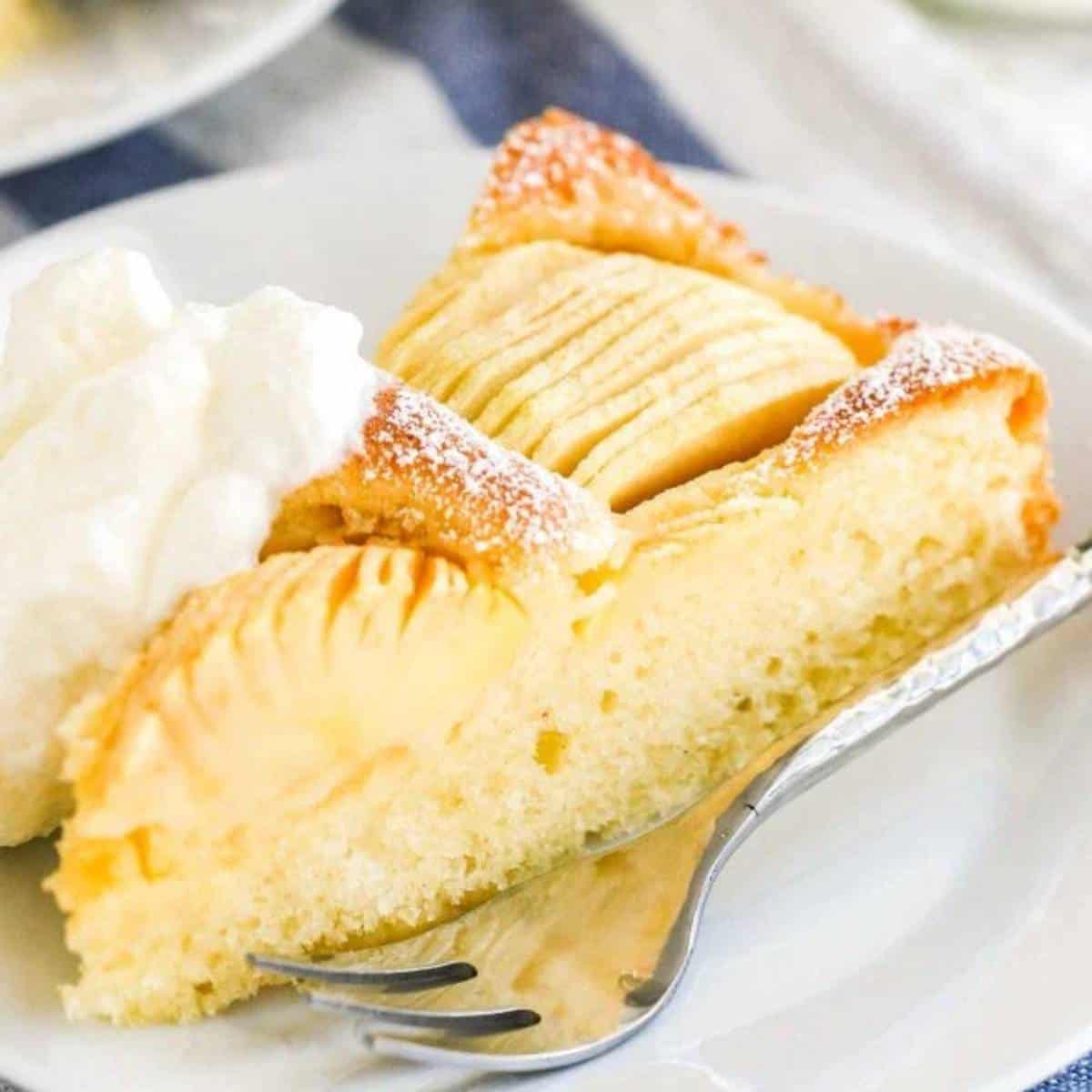 traditional german apple cake