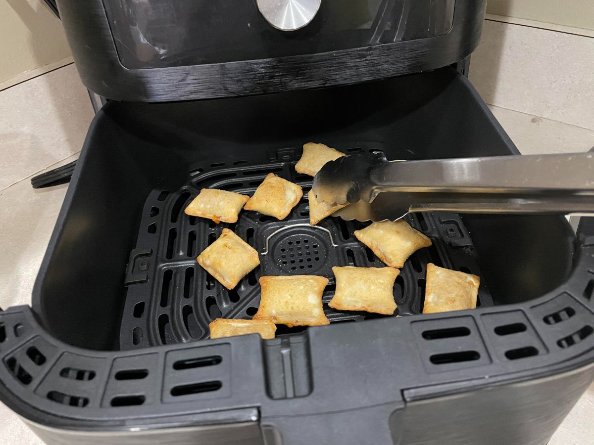 cook without oil in an air fryer