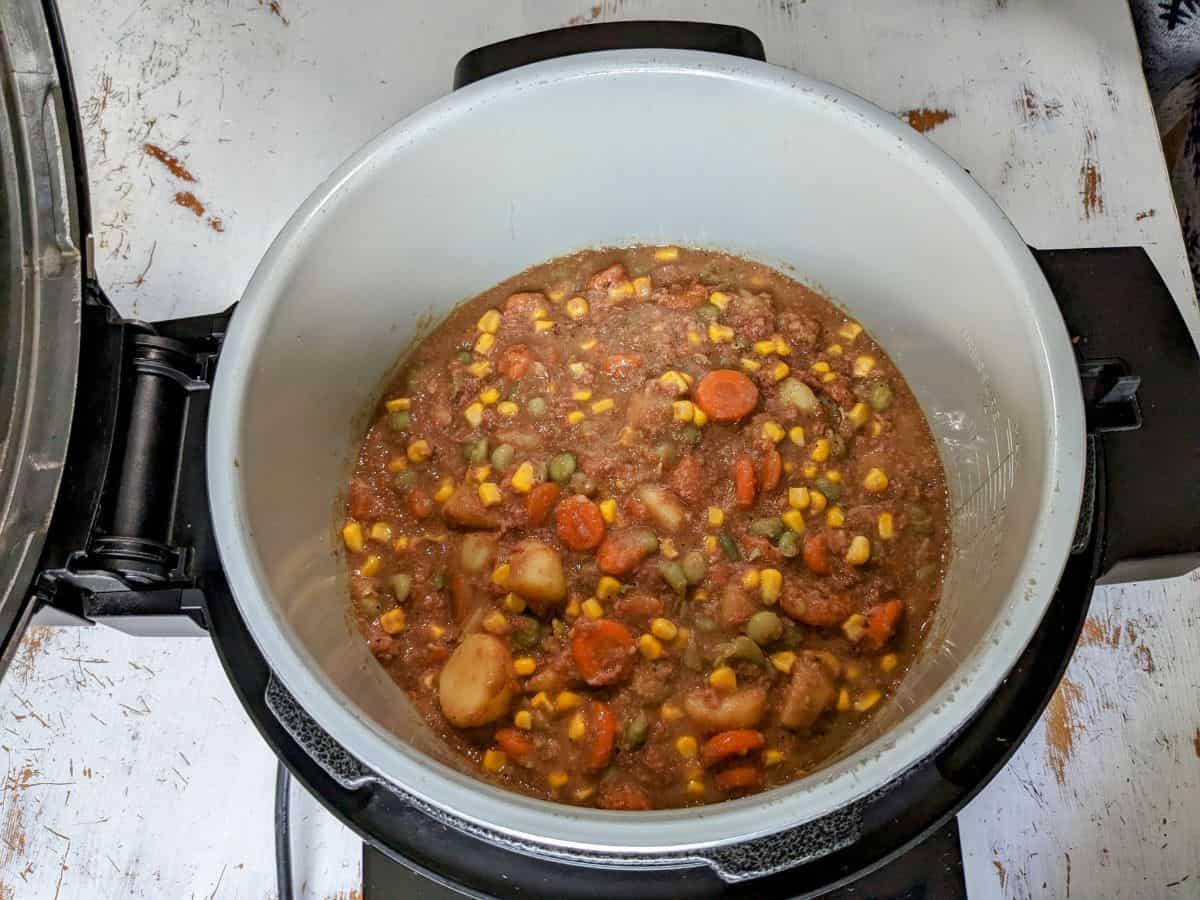 slow cooked one-pot corned beef hash in the ninja foodi smartlid multi-cooker