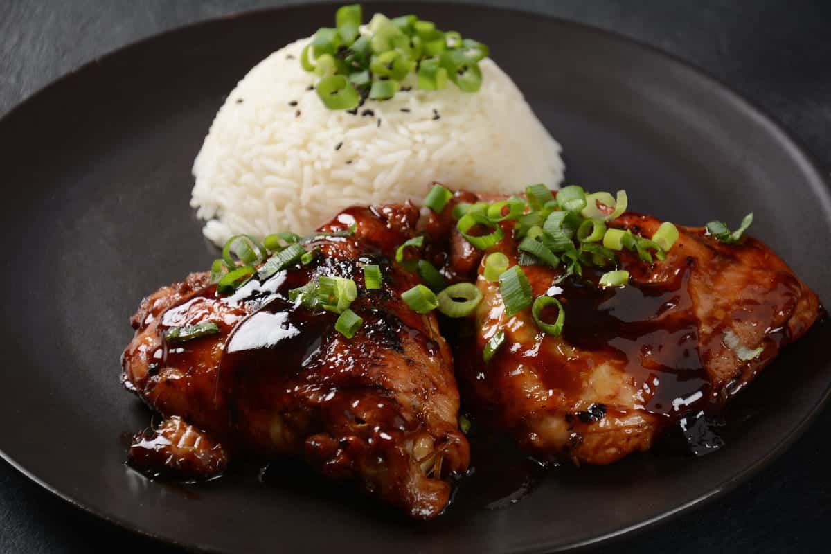 chicken thighs marinated cooked adobo