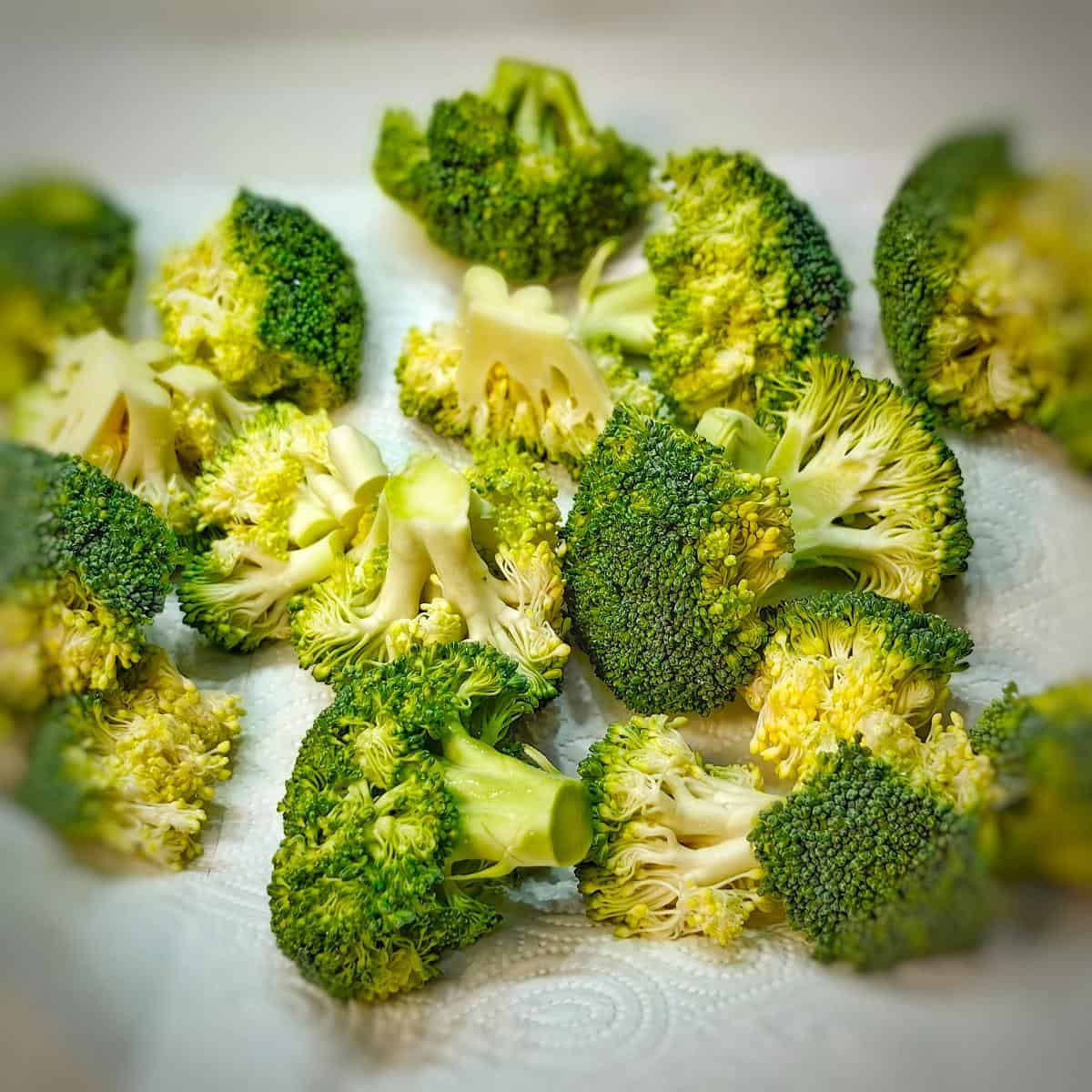 separate the broccoli into small florets
