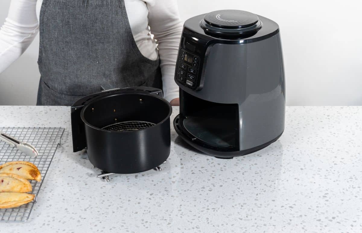 will air fryer damage countertops
