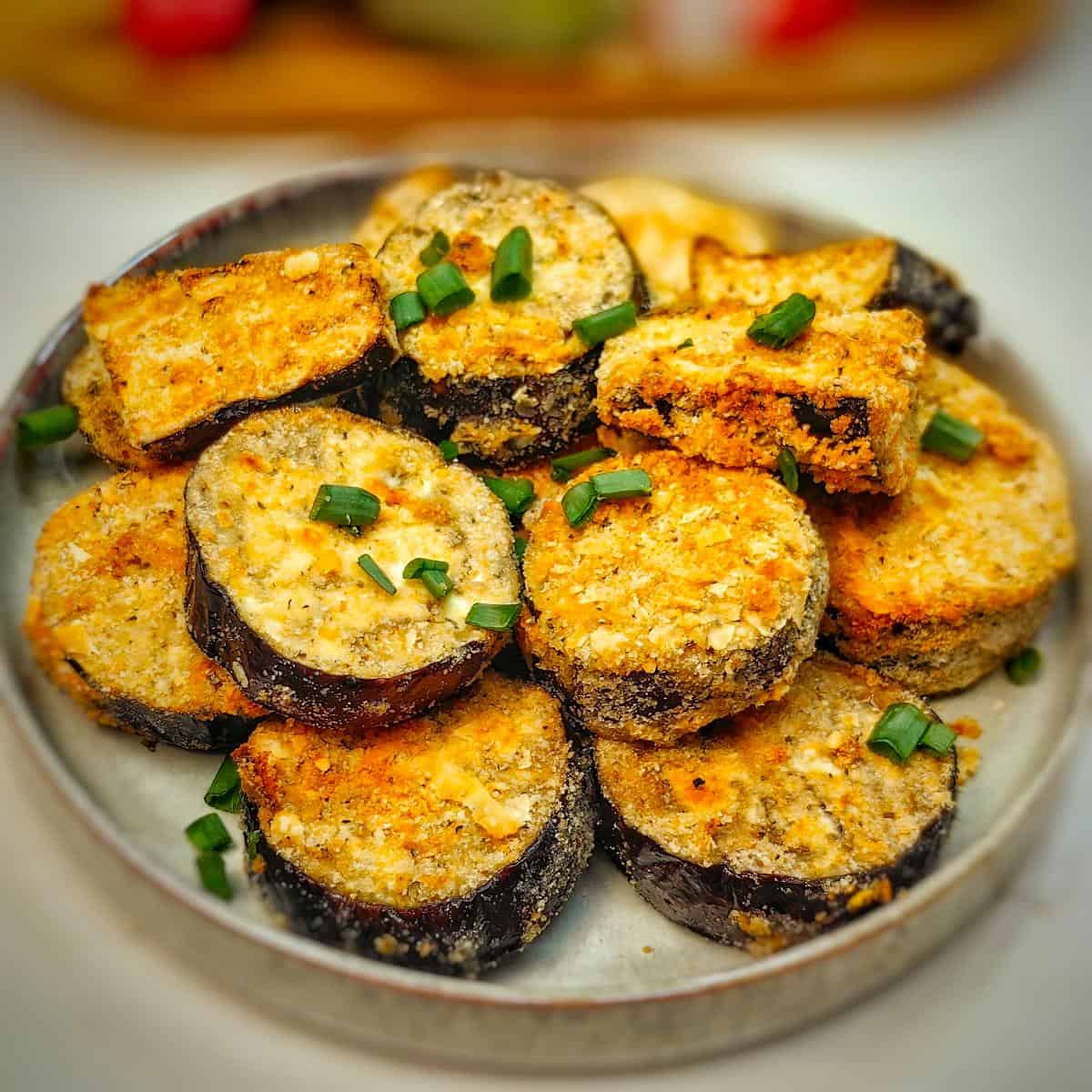 air fryer eggplant on a round plate