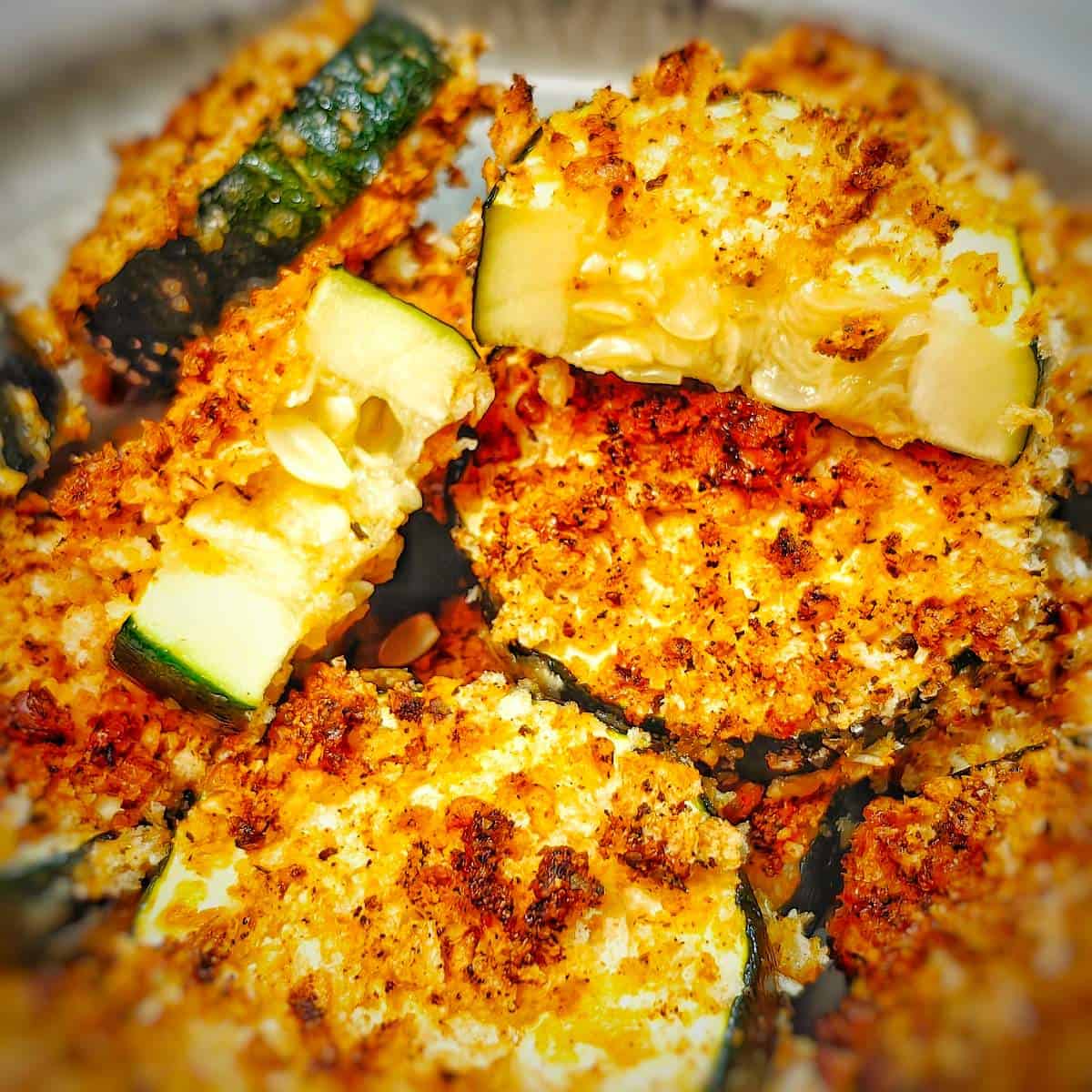 air fryer zucchini with a bite