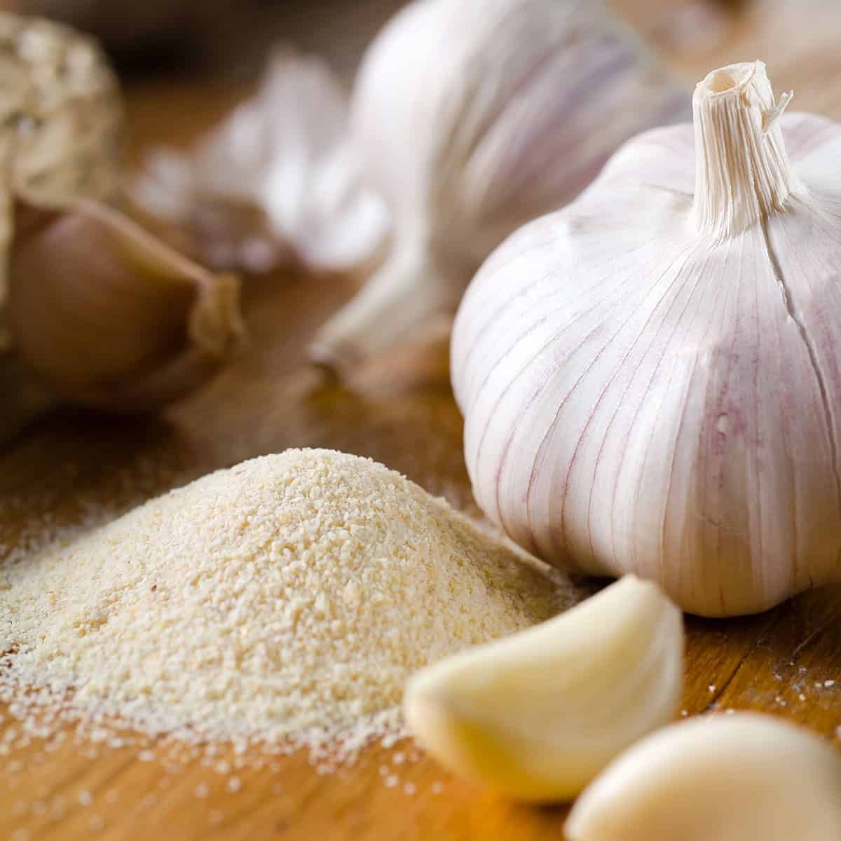 10 Best Garlic Salt Substitutes - The First Step to Low Sodium Diet - Also  The Crumbs Please