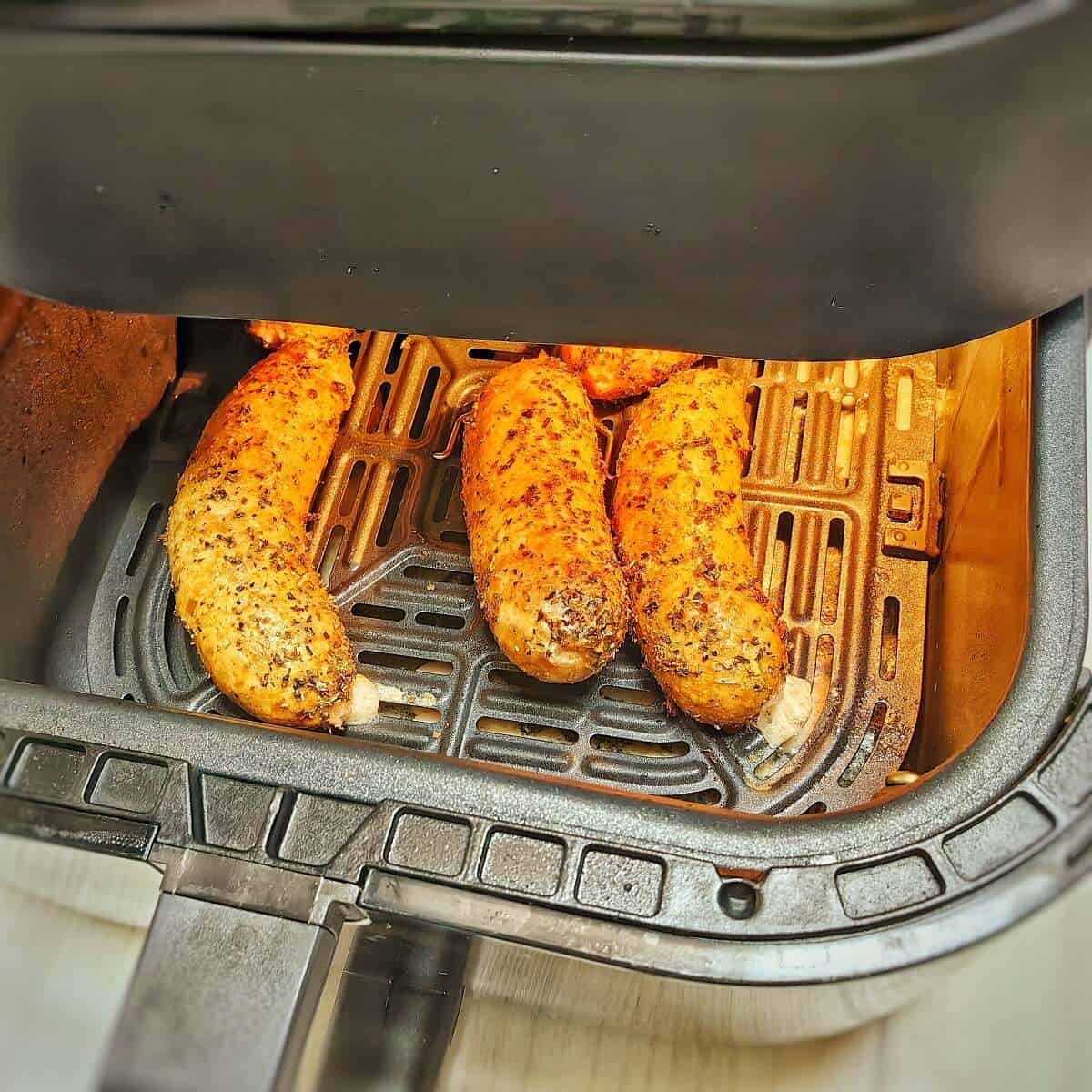 cook the sausages in the air fryer