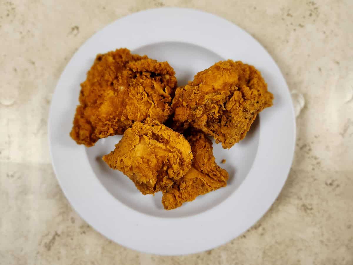how to reheat fried chicken in an air fryer