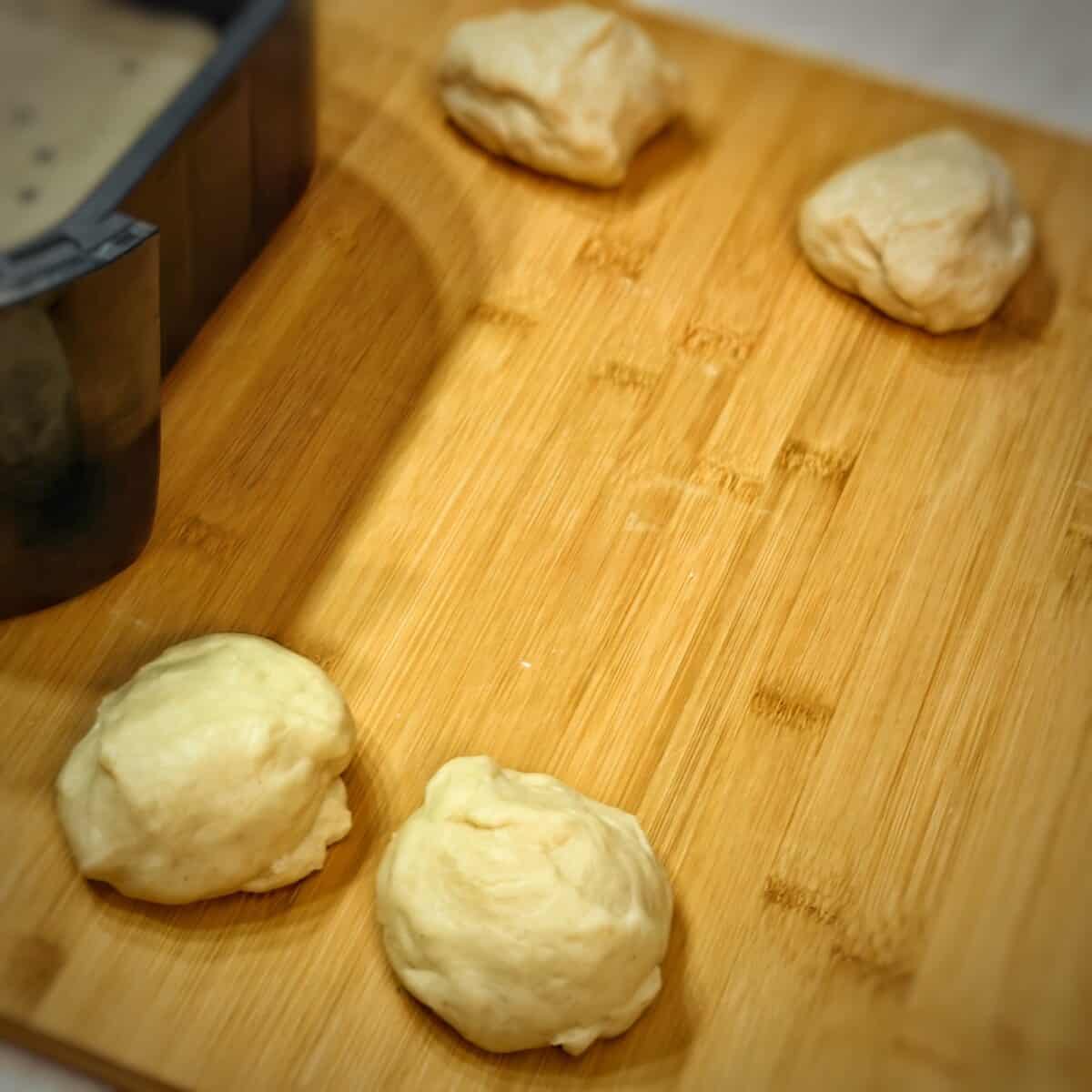 4 small dough balls