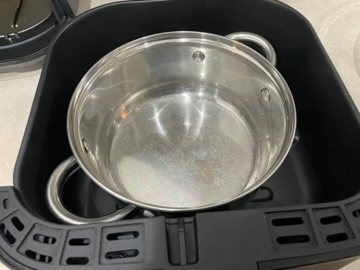 Steel bowl and other bowl options for use in an air fryer