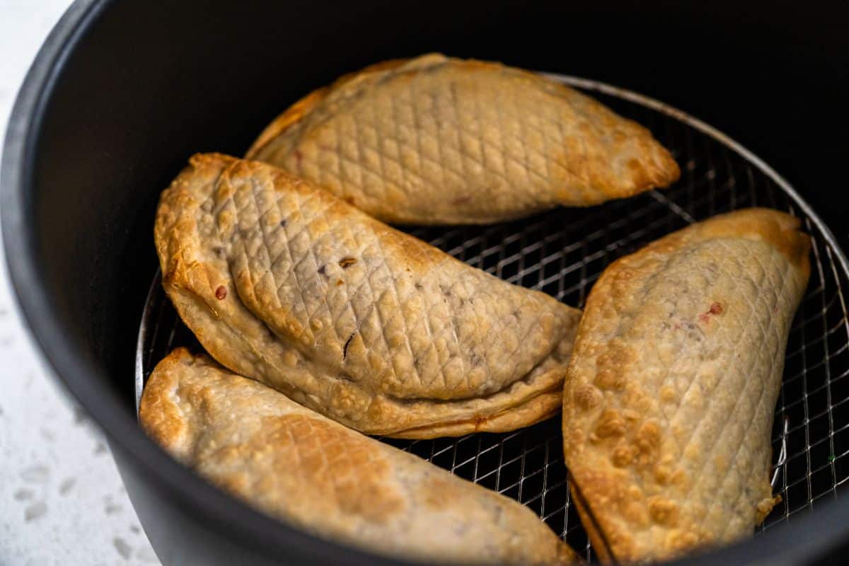 empanadas inside air fryer basket