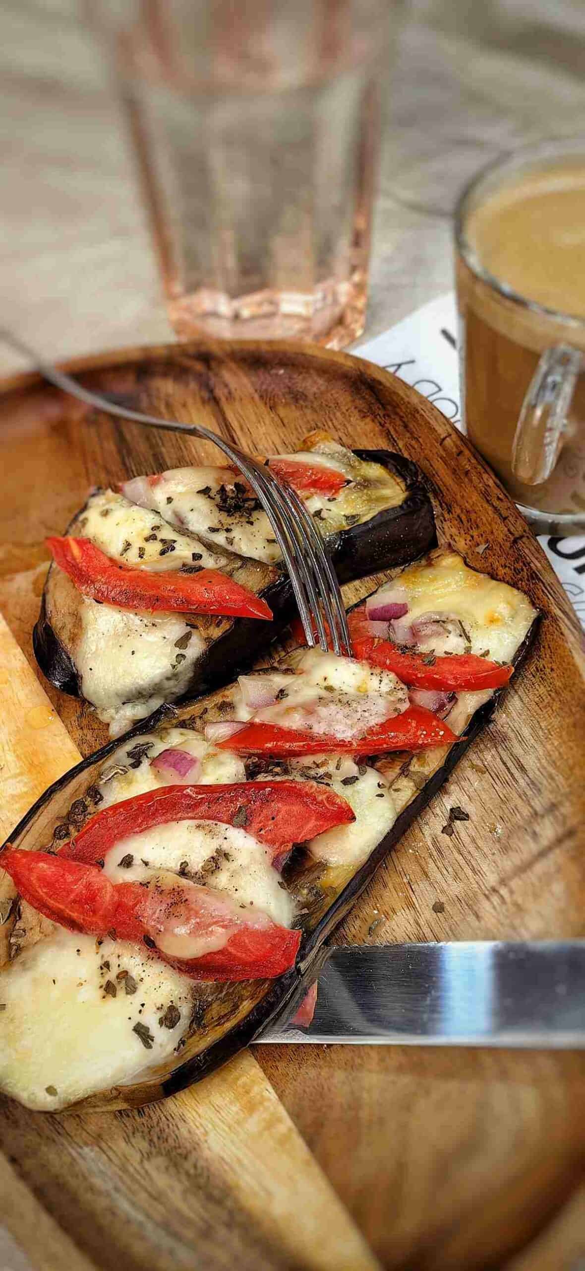 air fried eggplant with red bell pepper slices
