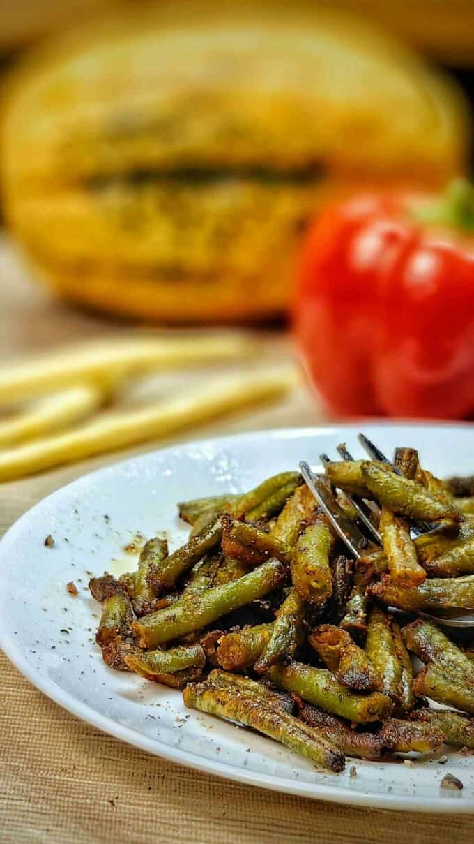 close up of air fried green beans