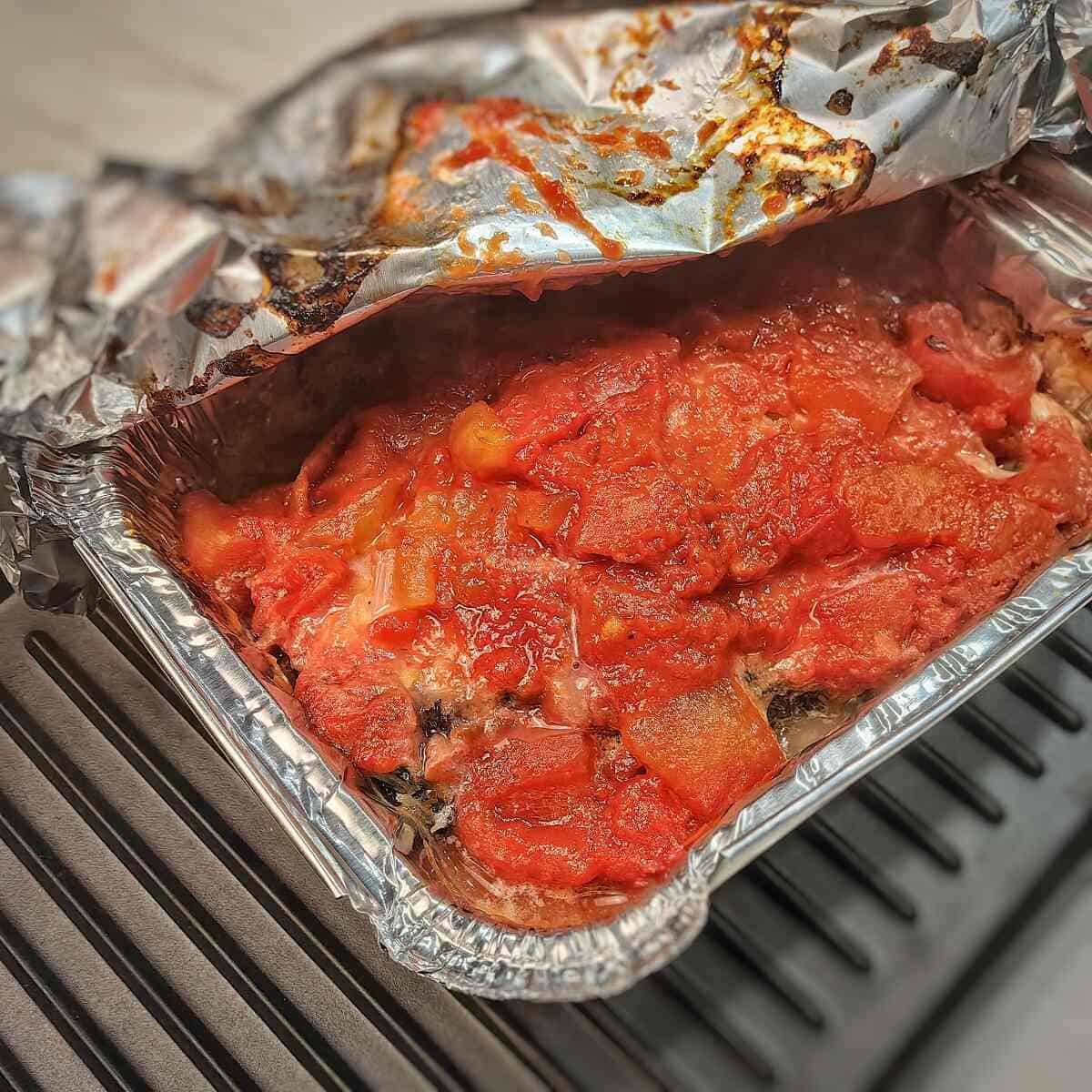 air fryied wolfish with crushed tomatoes