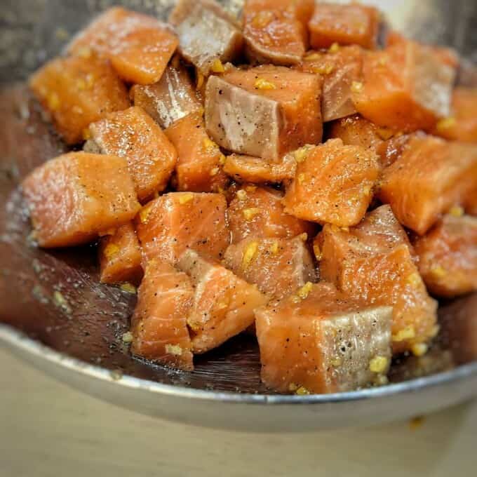 diced salmon with marinade mixture