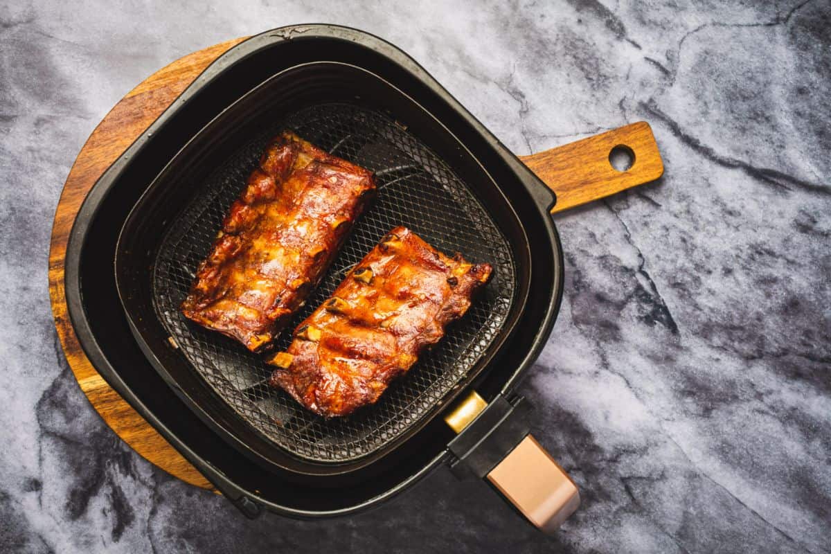 roast beef spare ribs inside air fryer basket
