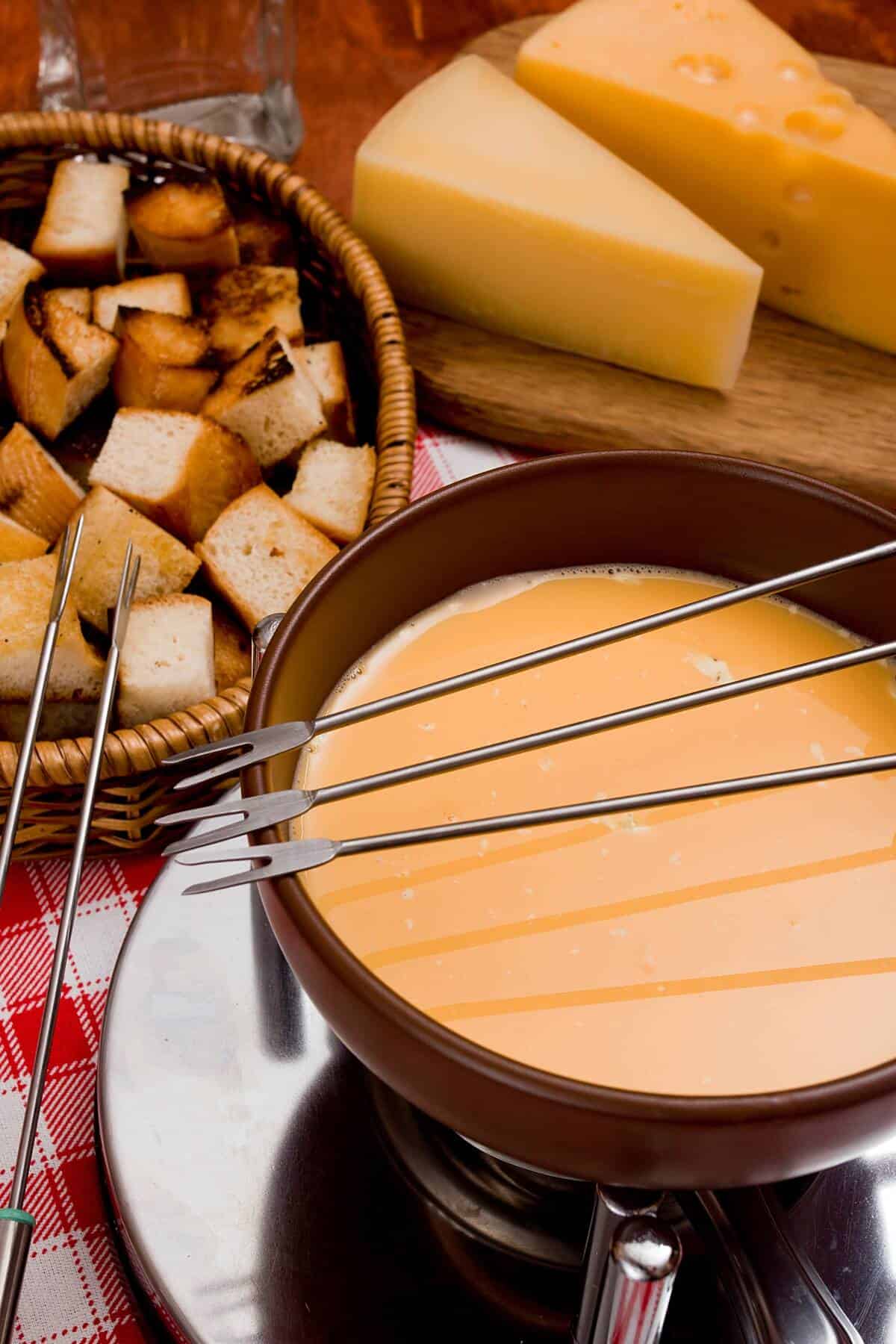 fondue with swiss cheese