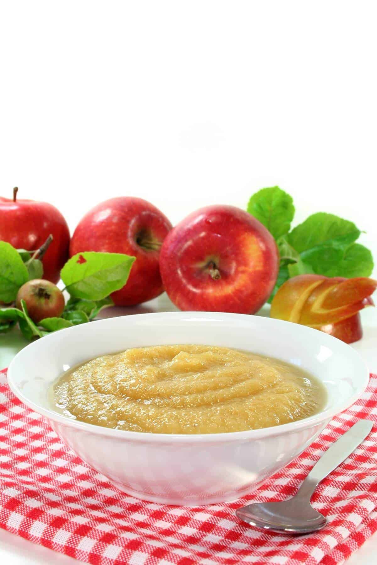 applesauce and apples