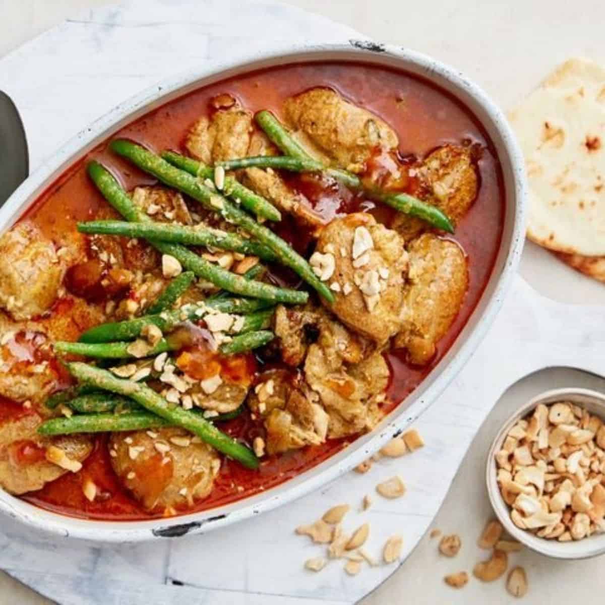 A fulfilling dish featuring a crockpot chicken korma.