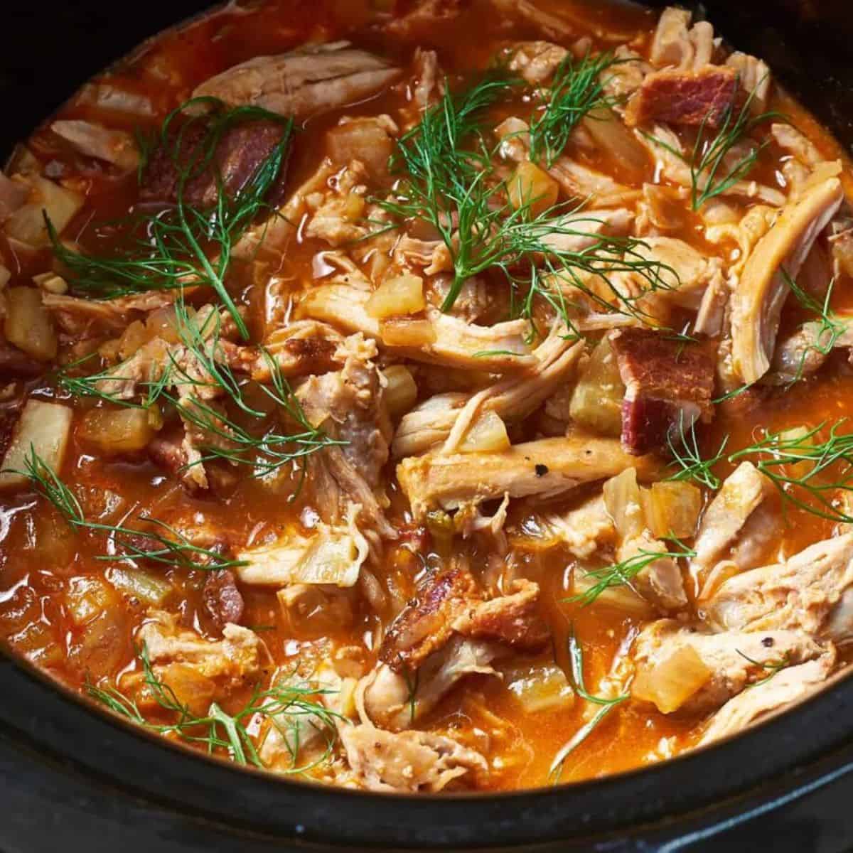 A delicious meal with a slow cooker chicken bacon ragu. 