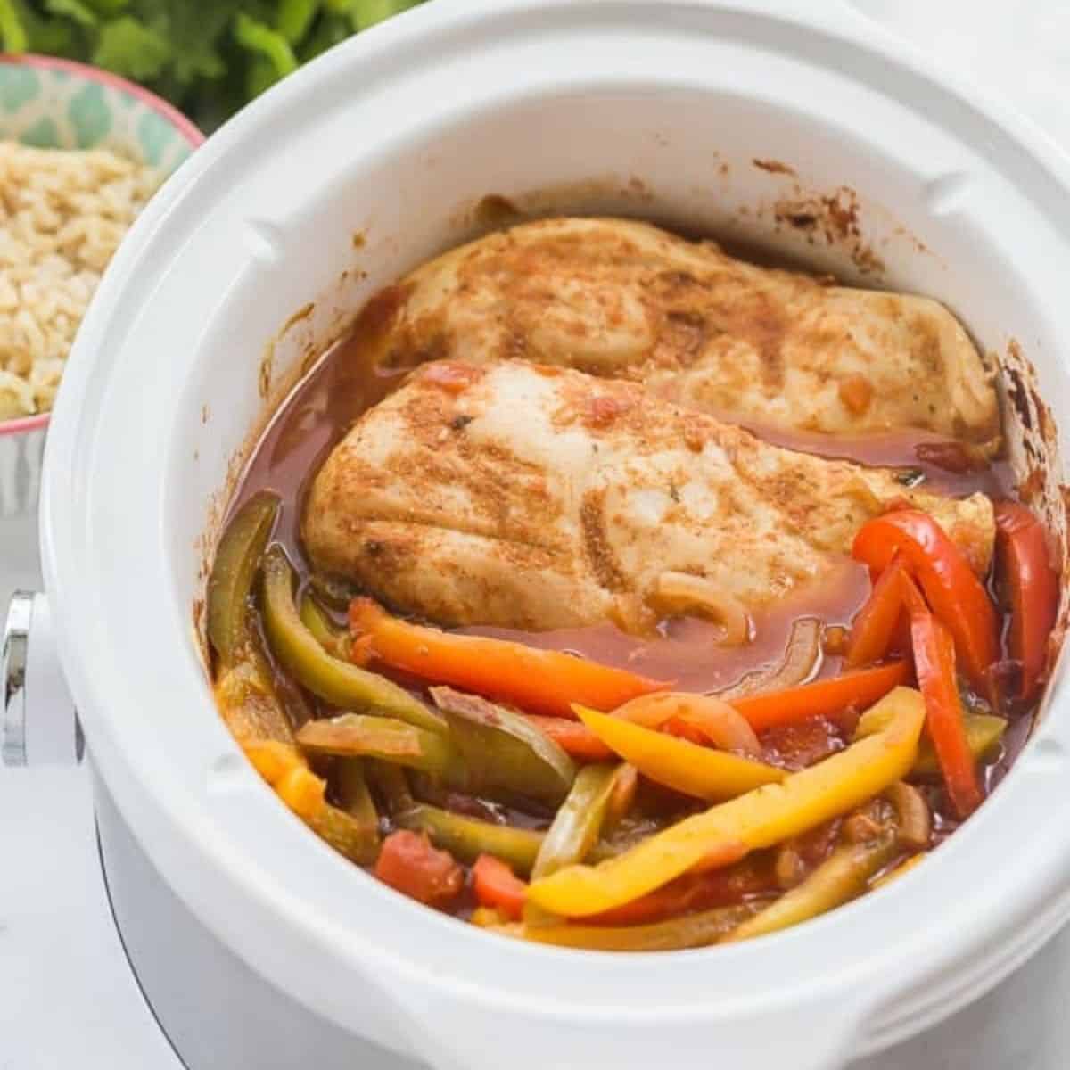A fulfilling dish featuring a slow cooker chicken fajitas. 