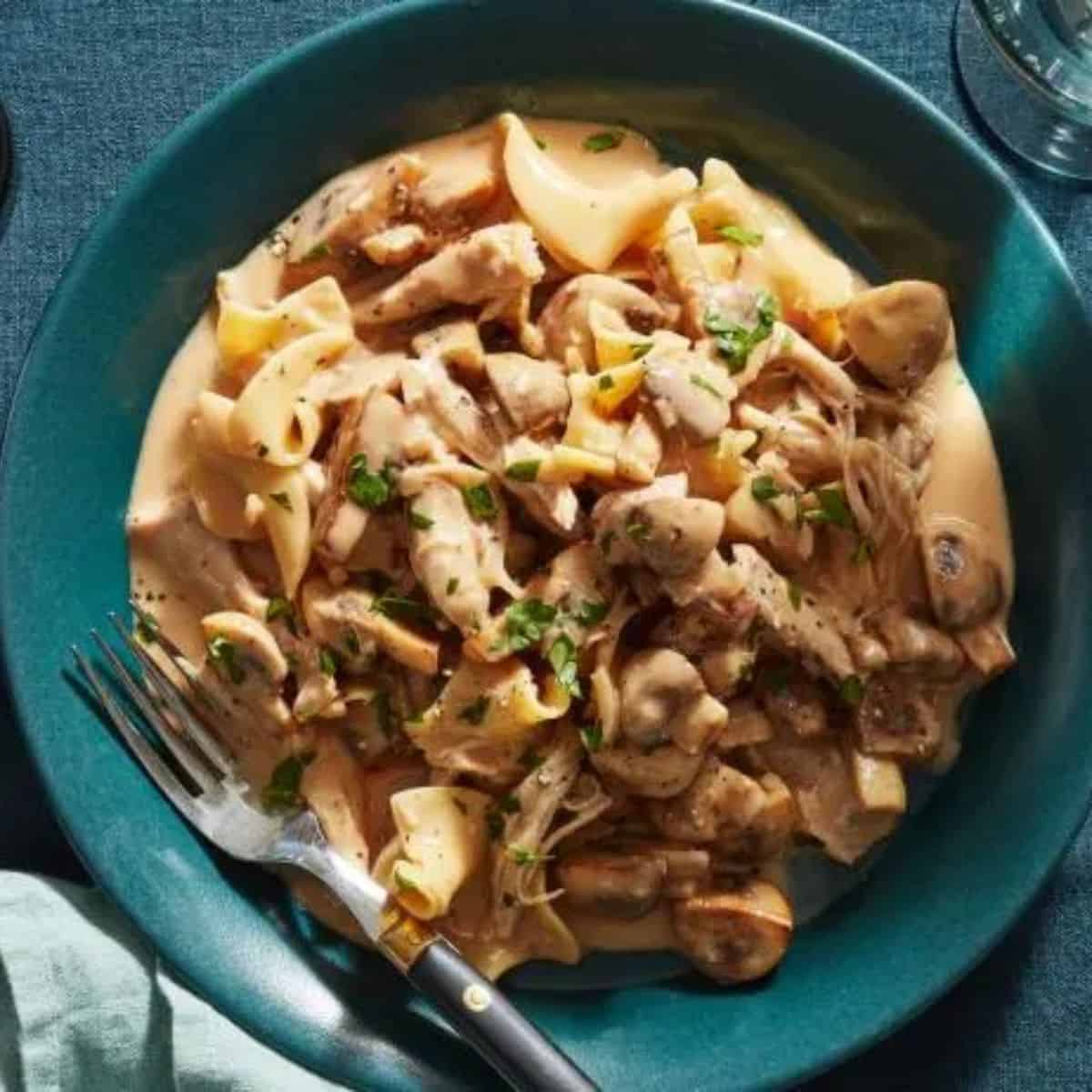 A comforting meal featuring slow cooker chicken stroganoff. 
