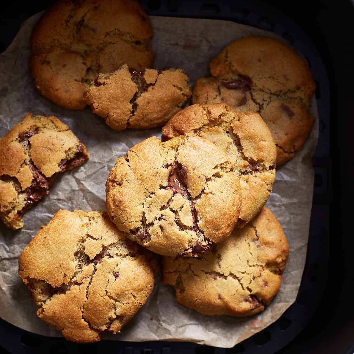A scrumptious treat with air fryer cookies.