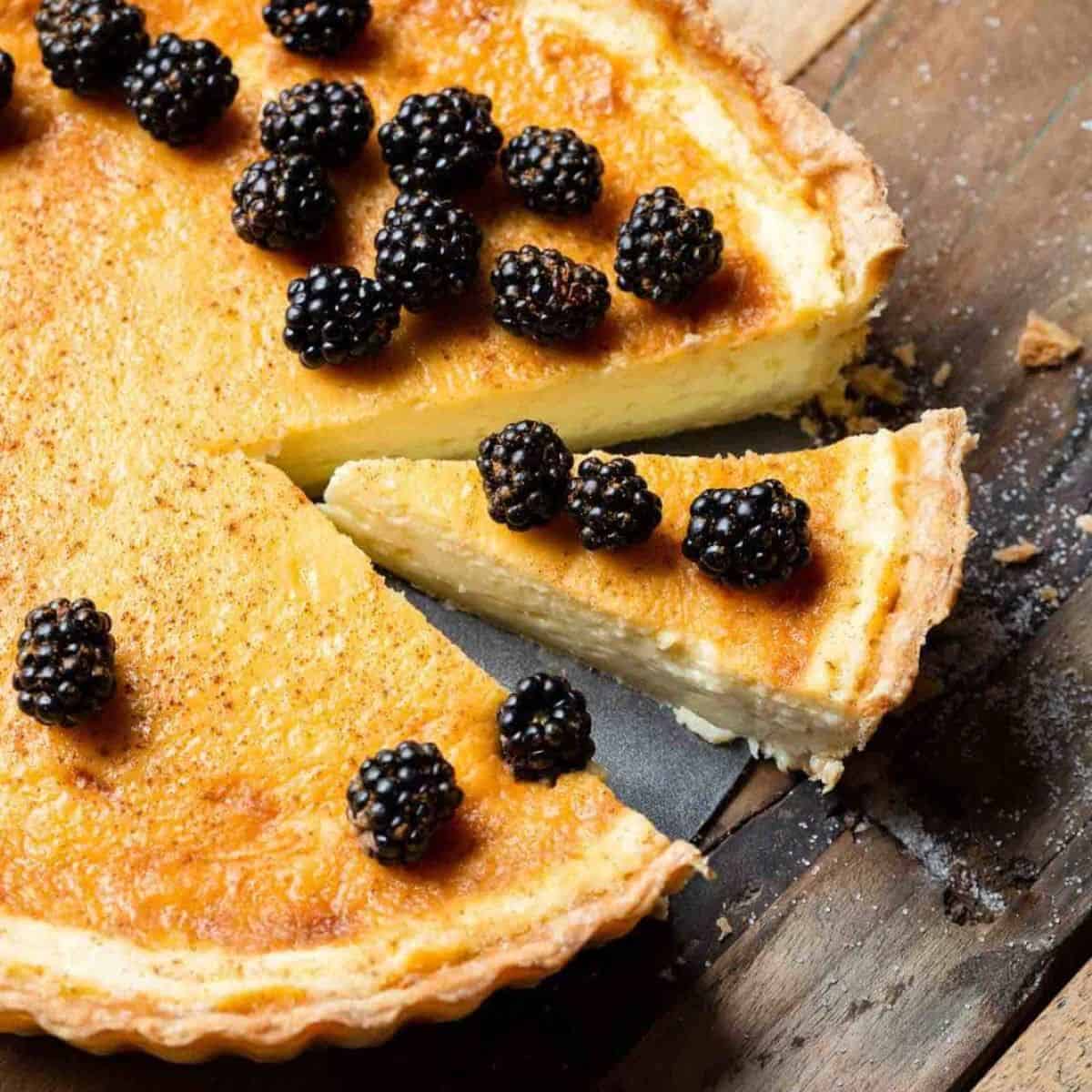 The perfect Thanksgiving dessert featuring a custard pie. 