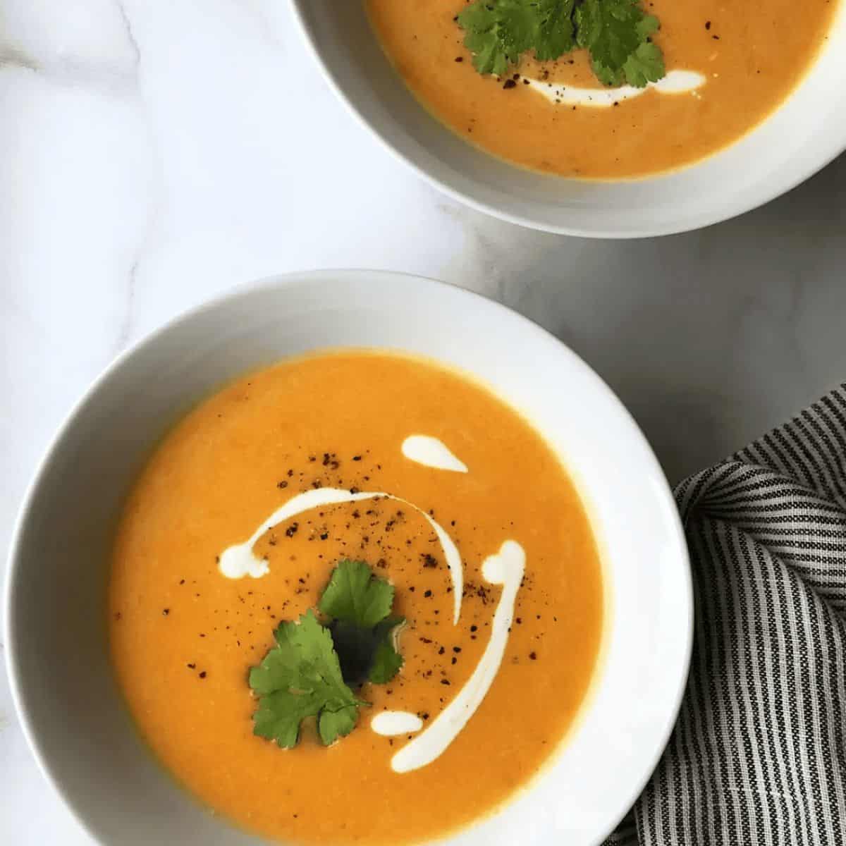 A delicious soup featuring instant crockpot carrot ginger soup. 