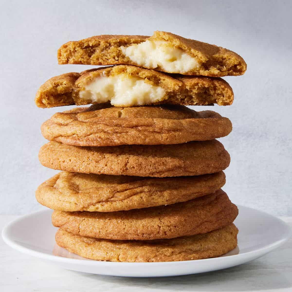 A yummy treat with pumpkin cheesecake cookies. 