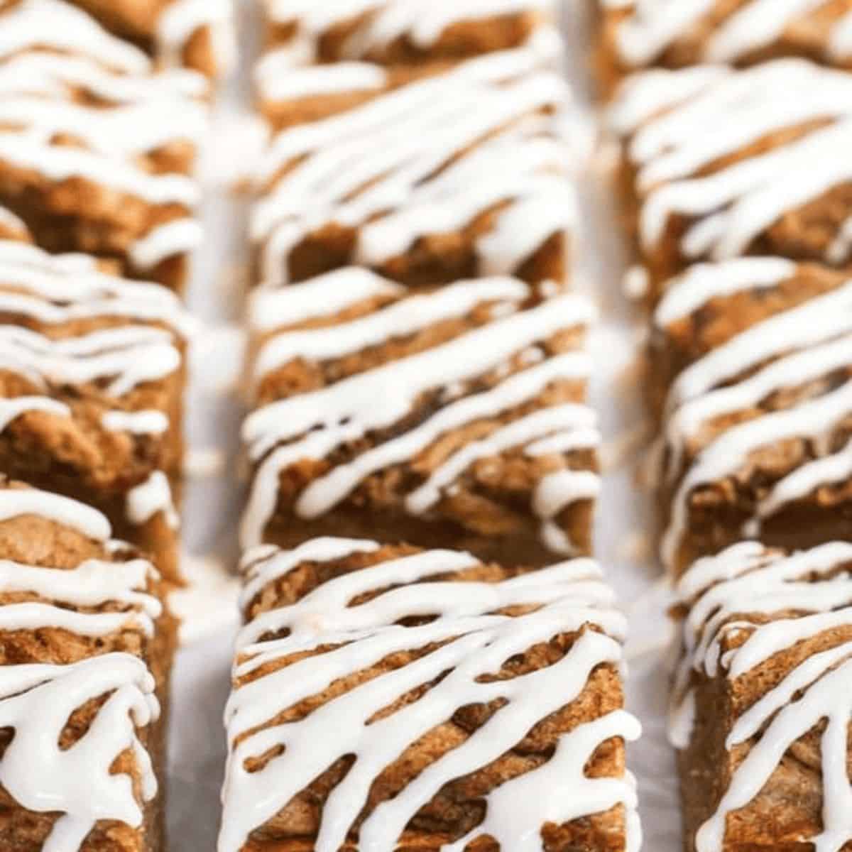 A yummy cinnamon treat featuring cinnamon roll blondies. 