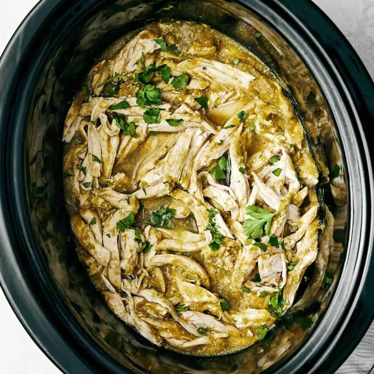 A yummy delight with crockpot salsa verde chicken.