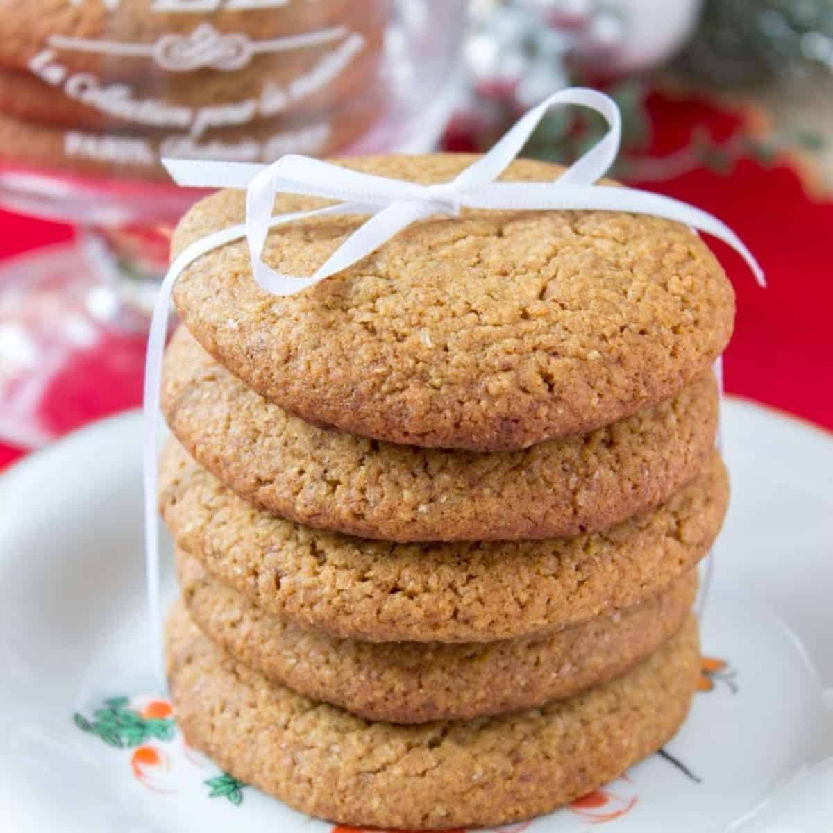 A yummy cinnamon treat featuring honey cinnamon cookies. 