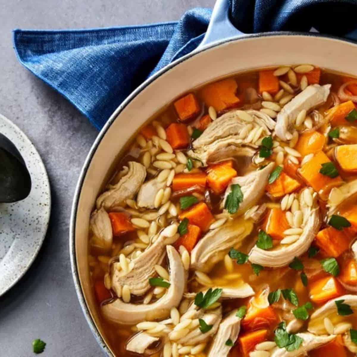 A delicious soup with lemon chicken orzo soup. 