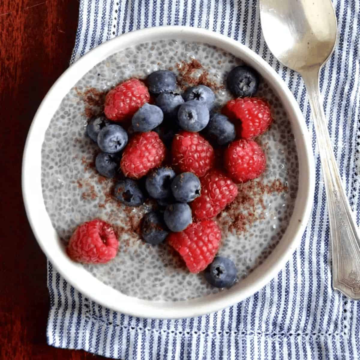 A scrumptious treat with vanilla cinnamon chia pudding. 