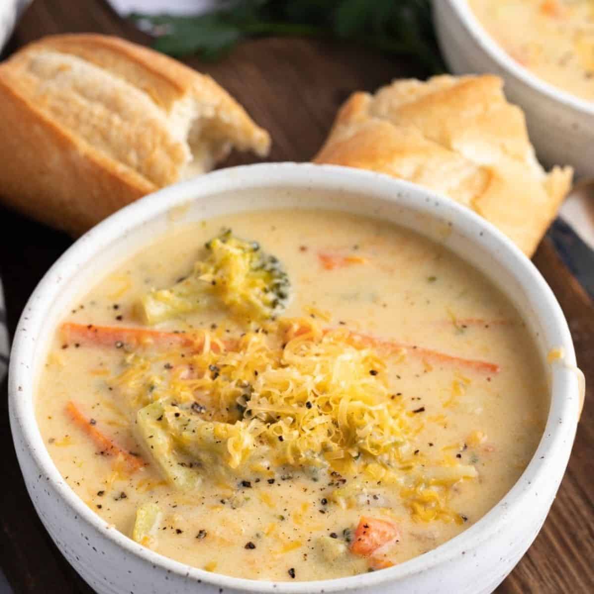 An appetizing and comforting panera brocolli cheddar soup.