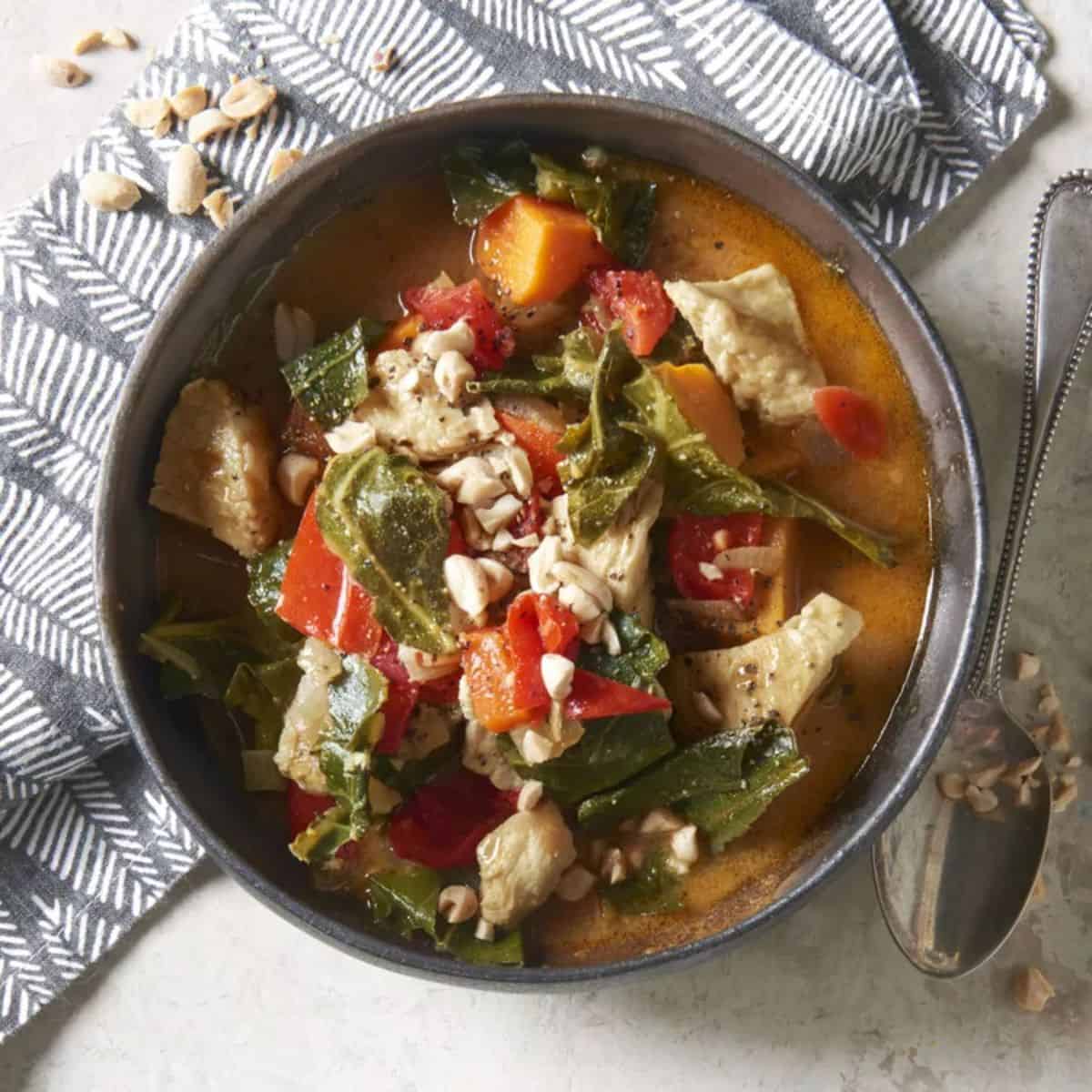 An appetizing and comforting western african style peanut stew with chicken.