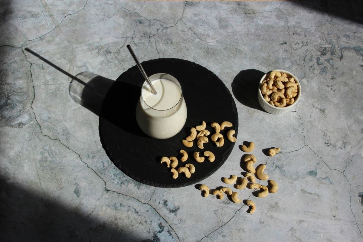 cashew yogurt