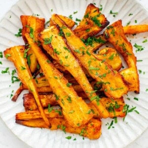 air fryer parsnips on a white plate