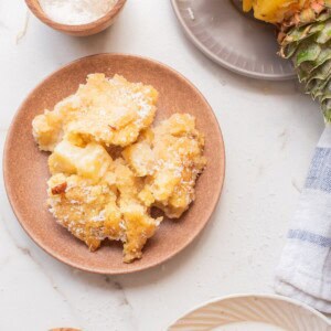 coconut pineapple dump cake
