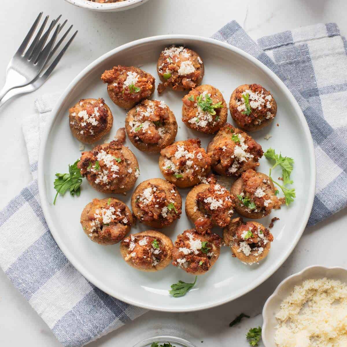air fryer sausage-stuffed mushrooms