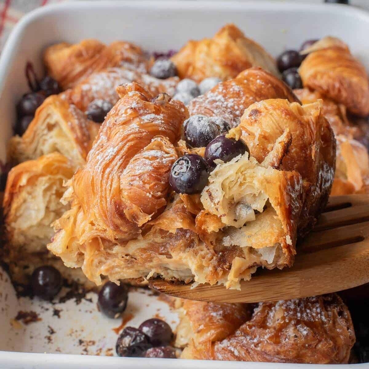 blueberry croissant french toast bake -steps