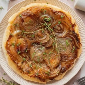 top view of the onion tarte tatin