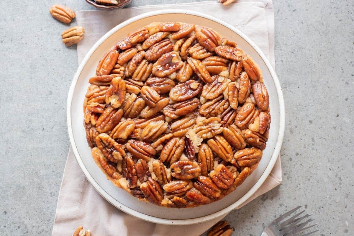 upside down pecan cake