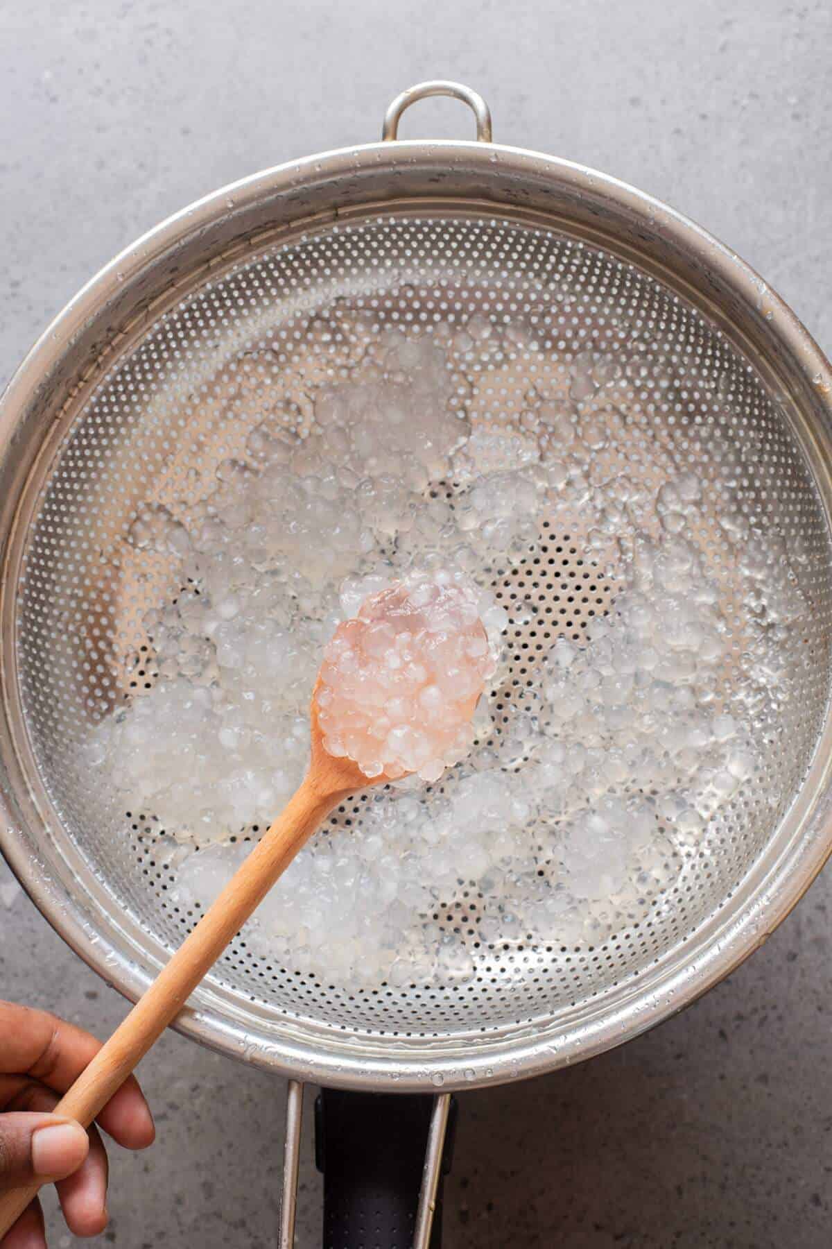 rinsing the sago