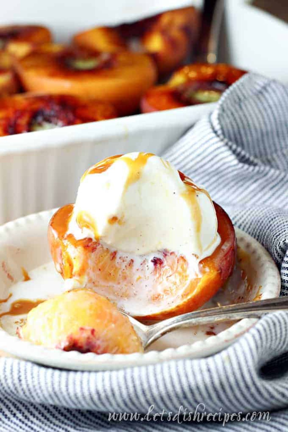 Cinnamon Sugar Baked Peaches