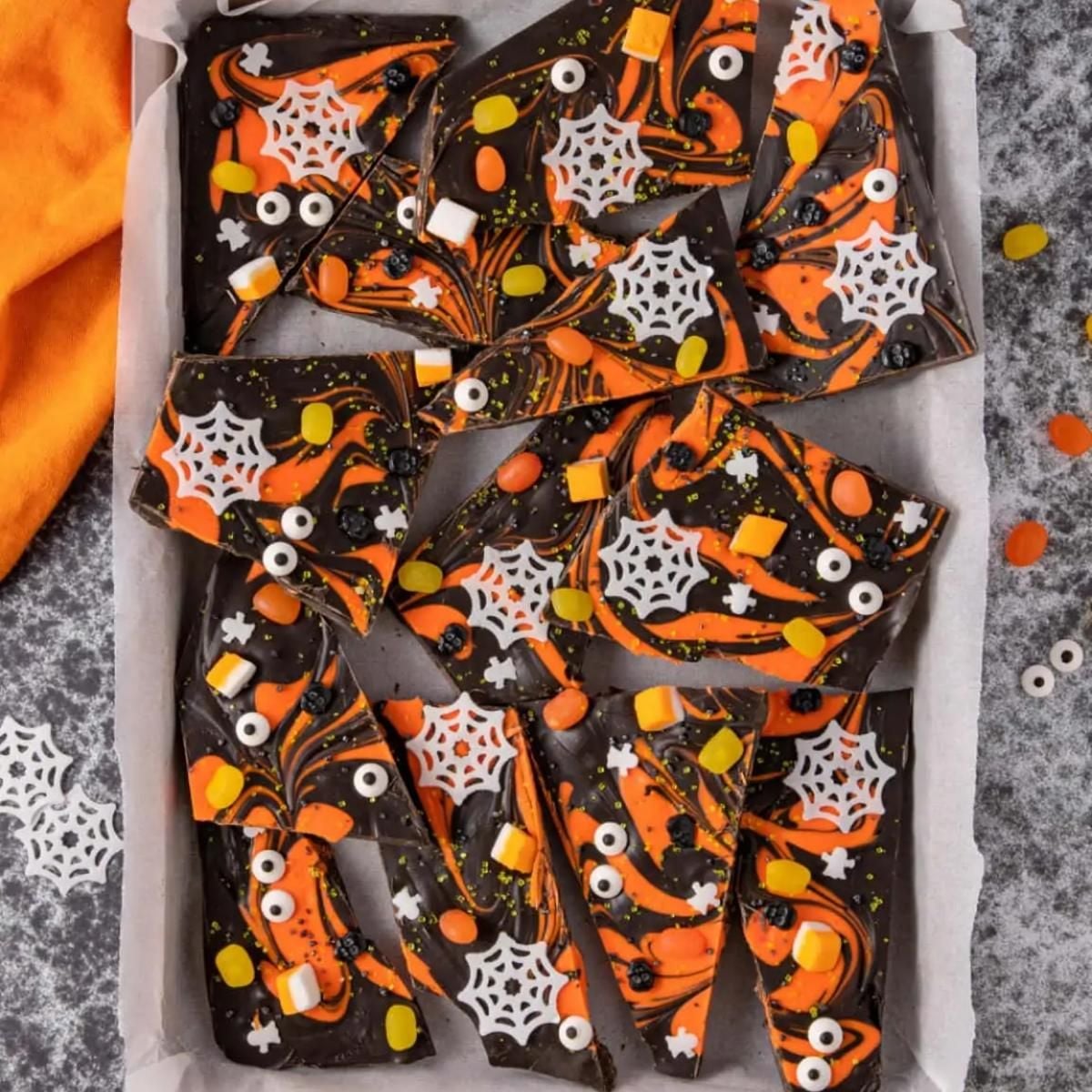 act as seo expert and make me alt text for Halloween Party Food Ideas describe the image